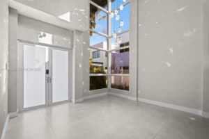 7534 Nw 98th Ave 7534 Doral, FL 33178 Sold 02/13/26