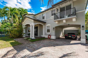 14900 Sw 10th St Miami, FL 33194 - MLS#A11963939