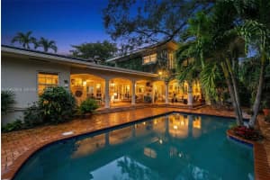 1255 Algardi Ave Coral Gables, FL 33146 - MLS#A11963963