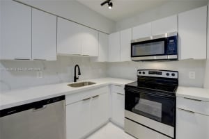 1740 Funston St 12 Hollywood, FL 33020 - MLS#A11963973