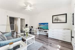 1227 Euclid Ave APT 8, Miami Beach, FL 33139, - MLS#A11963993