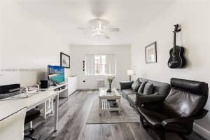 1227 Euclid Ave APT 8, Miami Beach, FL 33139, - MLS#A11963993