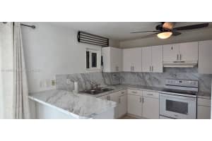 1215 Nw 7th Ct 1215 Florida City, FL 33034 - MLS#A11964028