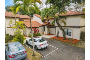 13234 Sw 111th Ter 4-2, Miami