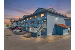 240 W 68th St 207, Hialeah