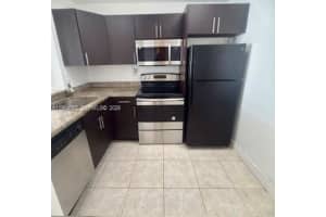 494 Nw 165th St Rd C-508, Miami