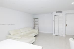 17021 N Bay Rd 601 Sunny Isles Beach, FL 33160 - Off Market