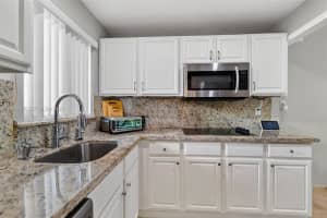8040 Sunrise Lakes Dr E Apt 108, Sunrise, FL 33322, - MLS#A11964147