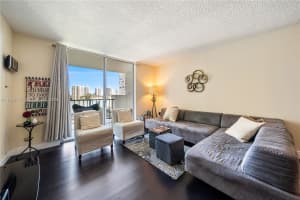 2750 Ne 183rd St 401 Aventura, FL 33160 - MLS#A11964151