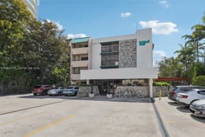 2201 Brickell Ave 77 Miami, FL 33129 - MLS#A11964173