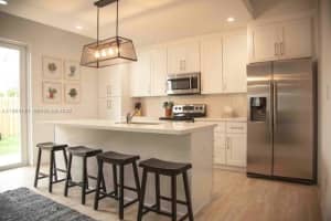 15105 Sw 180th St, Miami