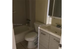 206 Ne 3rd St 2 Hallandale Beach, FL 33009 - MLS#A11964185