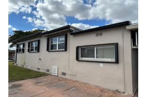 991 E 47th St Hialeah, FL 33013 - MLS#A11964190