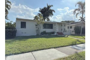 926 Polk St Hollywood, FL 33019 - MLS#A11964225