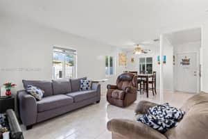 15401 Nw 28th Ct Miami Gardens, FL 33054 - MLS#A11964237