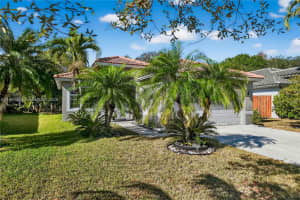 160 Sw 206th Ave Pembroke Pines, FL 33029 - MLS#A11964255