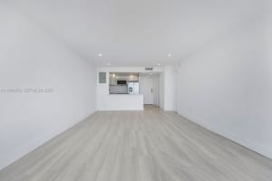 2350 Ne 135th St 409 North Miami, FL 33181 - MLS#A11964270