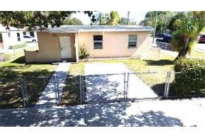 17645 Sw 104th Ave Miami, FL 33157 - MLS#A11964281