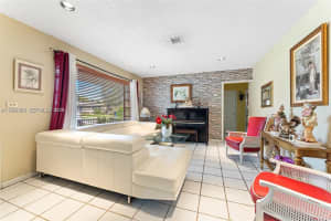 1110 Ne 204th Ter Miami, FL 33179 - MLS#A11964305