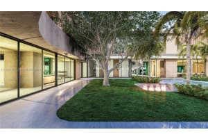 7301 Ponce De Leon Rd, Miami