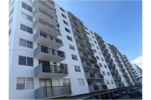 3703 Ne 166th St 301 North Miami Beach, FL 33160 - MLS#A11964346