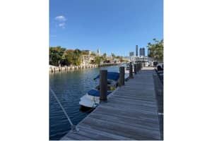 3703 Ne 166th St 301 North Miami Beach, FL 33160 - MLS#A11964346