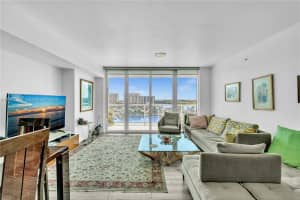 400 Sunny Isles Blvd APT 907, Sunny Isles Beach, FL 33160, - MLS#A11964357