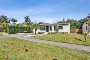 1517 Moffett St Hollywood, FL 33020 - MLS#A11964368