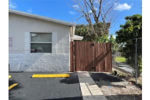 534 Nw 23rd Ave 3 Fort Lauderdale, FL 33311 - MLS#A11964378