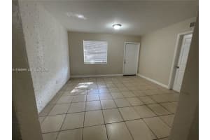 534 Nw 23rd Ave 3 Fort Lauderdale, FL 33311 - MLS#A11964378