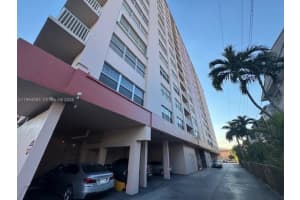 3161 S Ocean Dr 809 Hallandale Beach, FL 33009 - MLS#A11964393