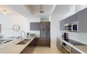 1080 N Brickell Ave 2804 Miami, FL 33131 - MLS#A11964396