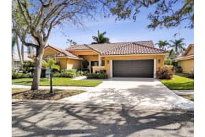 1614 Eastlake Way Weston, FL 33326 - MLS#A11964415