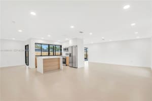 9461 Nw 19th Pl Sunrise, FL 33322 - MLS#A11964418