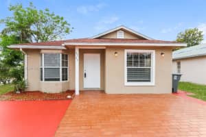 5725 Boynton Cove Way Boynton Beach, FL 33437 - MLS#A11964461