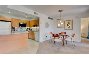 20120 Ne 3rd Ct 8 Miami, FL 33179 - MLS#A11964486