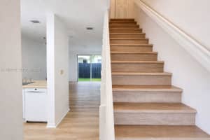 835 NE 212th Terrace APT 4, Miami, FL 33179, - MLS#A11964507