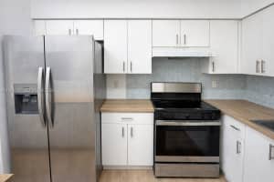 835 NE 212th Terrace APT 4, Miami, FL 33179, - MLS#A11964507