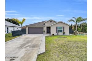 2707 2nd St SW, Lehigh Acres, FL 33976, - MLS#A11964516
