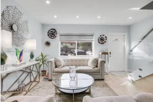 39 Ne 20th Ct 9a Wilton Manors, FL 33305 - MLS#A11964518