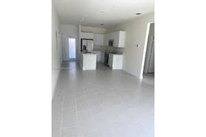 8167 Nw 41st St E-111 Doral, FL 33166 - MLS#A11964553