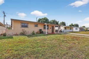 1010 W 33rd Pl Hialeah, FL 33012 - MLS#A11964585