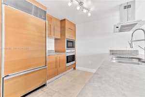 465 Brickell Ave 917 Miami, FL 33131 - MLS#A11964591