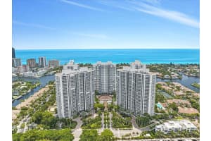 21055 Yacht Club Dr 802 Aventura, FL 33180 - MLS#A11964625