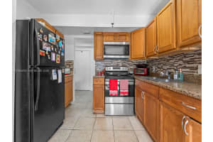 10641 SW 108th Ave APT 2E, Miami, FL 33176, - MLS#A11964630