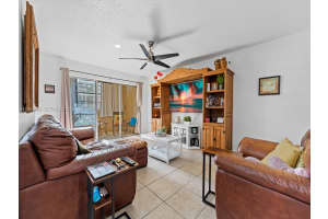 10641 SW 108th Ave APT 2E, Miami, FL 33176, - MLS#A11964630