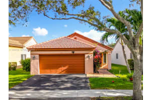 1536 Presidio Dr Weston, FL 33327 - MLS#A11964636