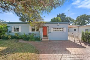 7110 Sw 13th Ter, Miami