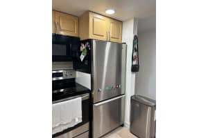 9365 Fontainebleau Blvd E105 Miami, FL 33172 - MLS#A11964783