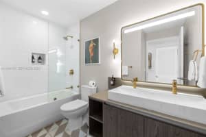 159 NE 6th St #4910, Miami, FL 33132, - MLS#A11964797